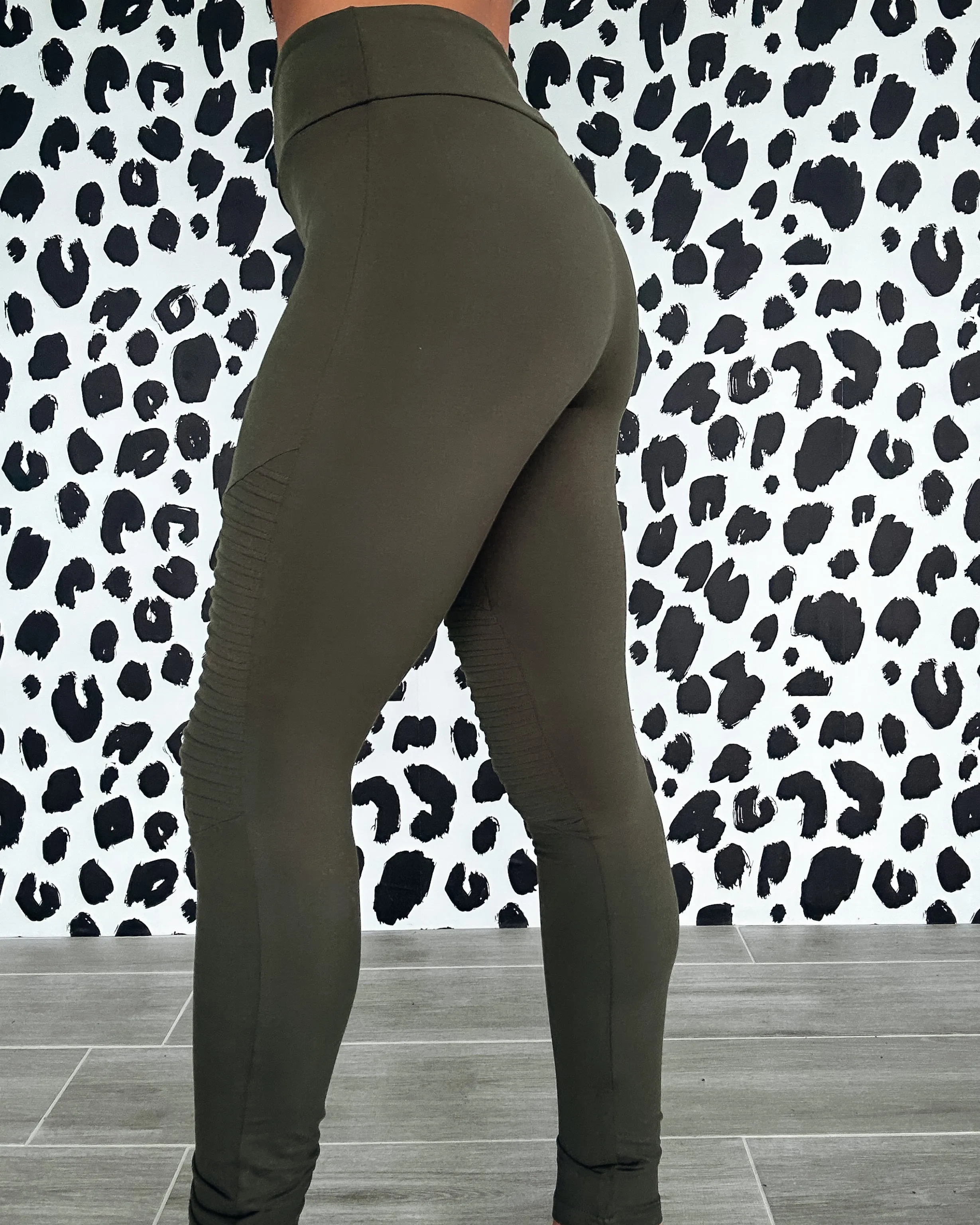 Buttery Moto Leggings - Olive