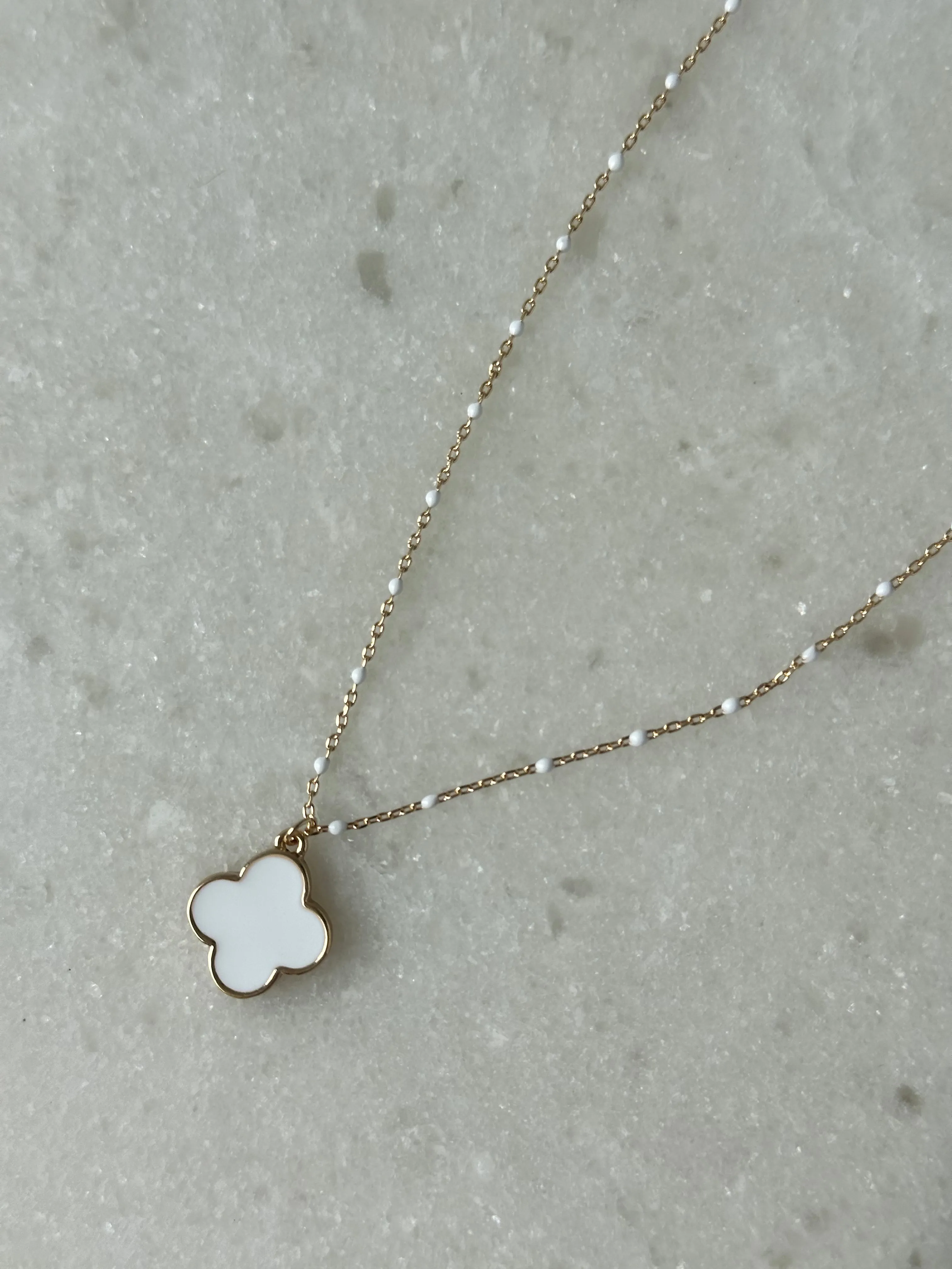 Clover Chain Detail Necklace- Gold/White