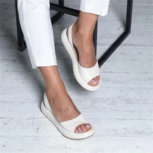 Elegant and Classic Slip-on Flat Sandals