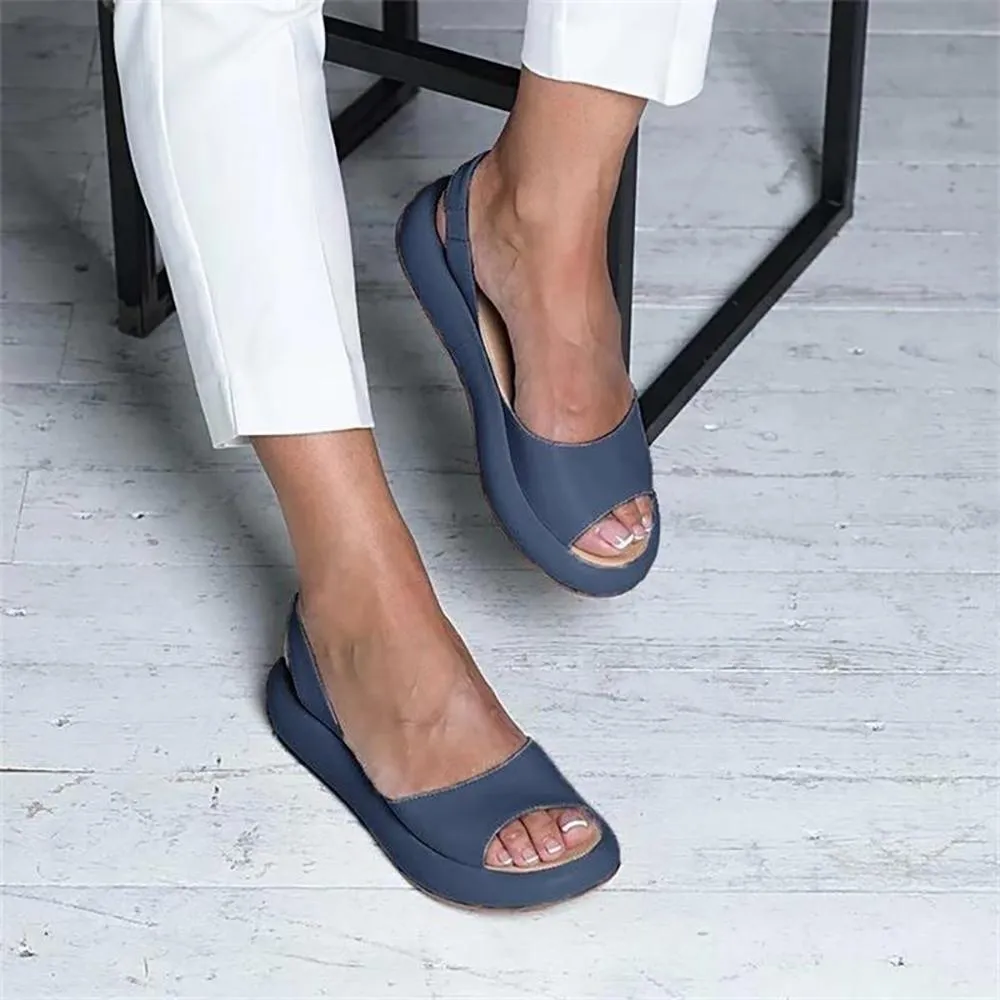 Elegant and Classic Slip-on Flat Sandals