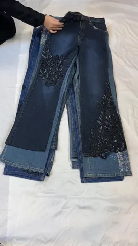 Embroidered Floral Jeans: The Perfect Y2K Statement (GRV-10-246)