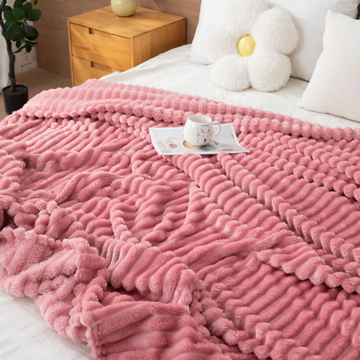 HOKIPO AC Blanket Double Bed Queen, 200x230 cm / 6.5x7.5 feet, Pink (AR-4917-PNK)