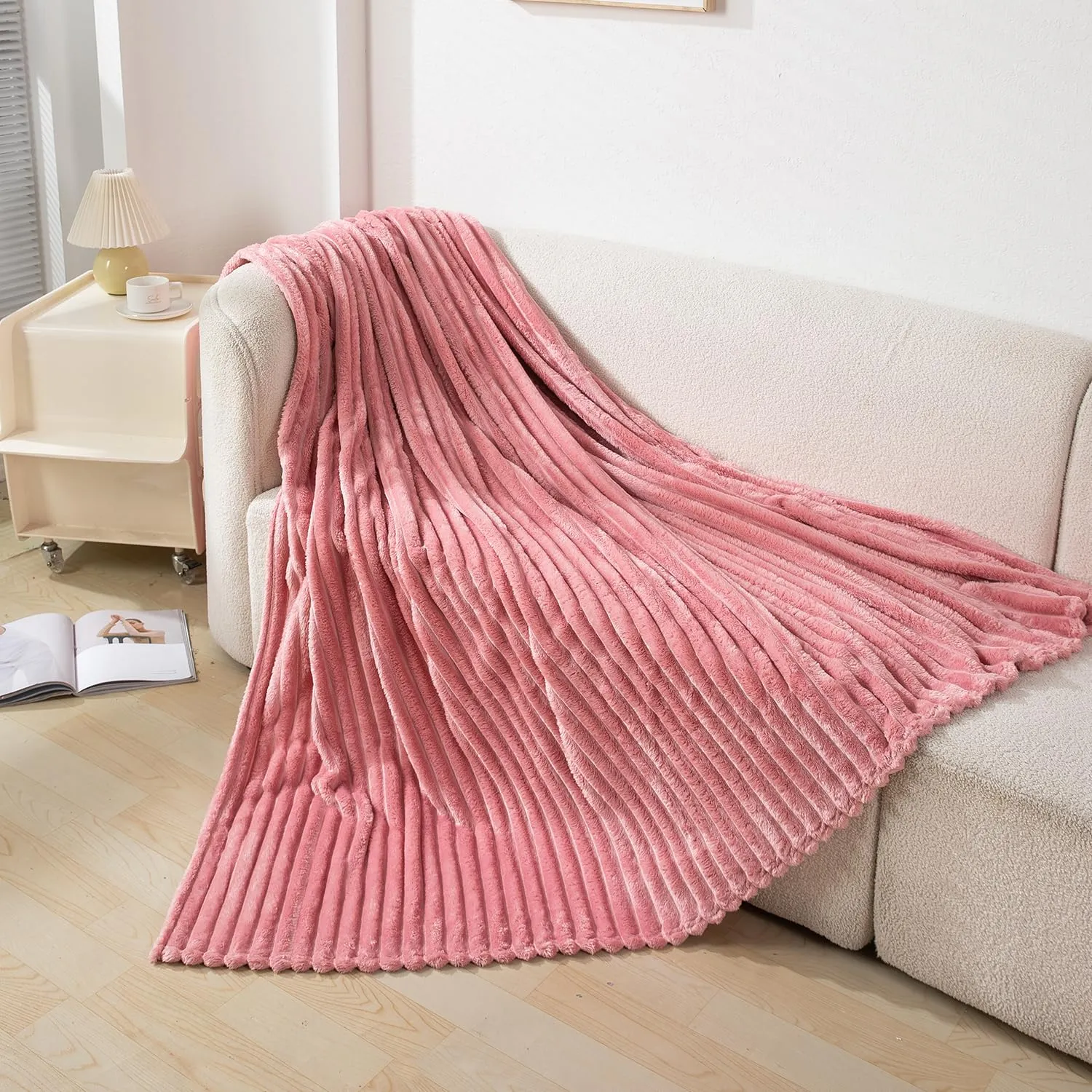 HOKIPO AC Blanket Double Bed Queen, 200x230 cm / 6.5x7.5 feet, Pink (AR-4917-PNK)