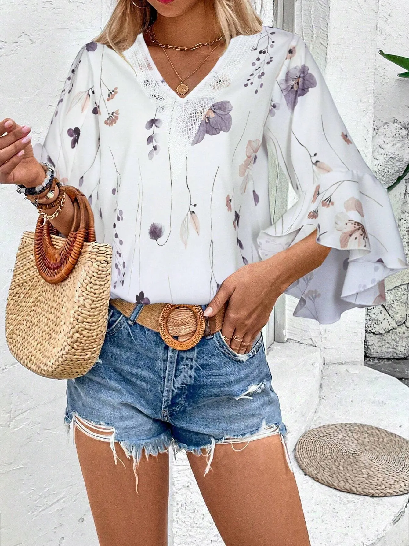SHEIN VCAY Ladies' Holiday Floral Printed Lace Splicing Loose Fit Shirt With V-Neckline And Flared Sleeves