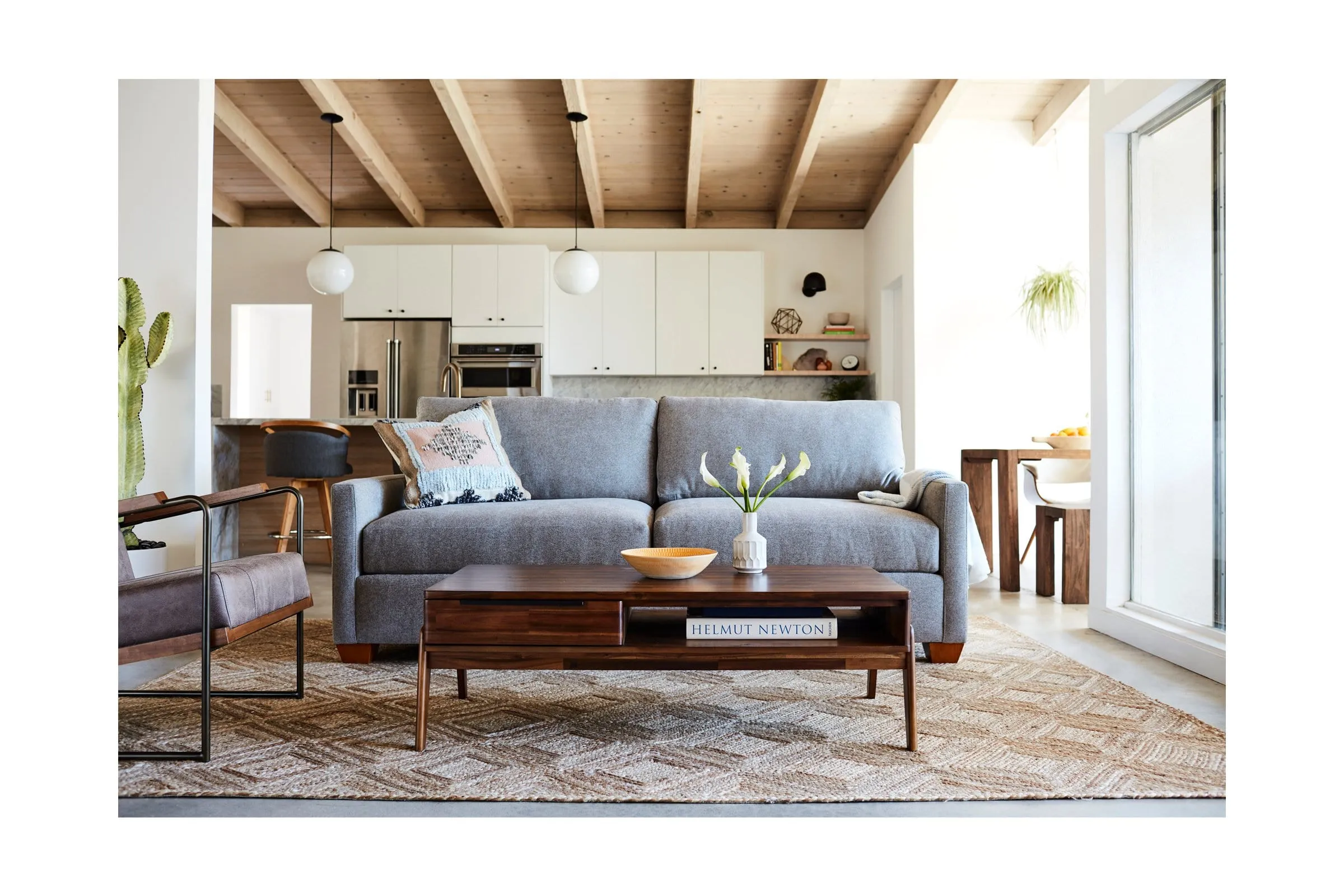 Tuxedo Queen Size Sleeper Sofa Bed :: Leg Finish: Espresso / Sleeper Option: Memory Foam Mattress
