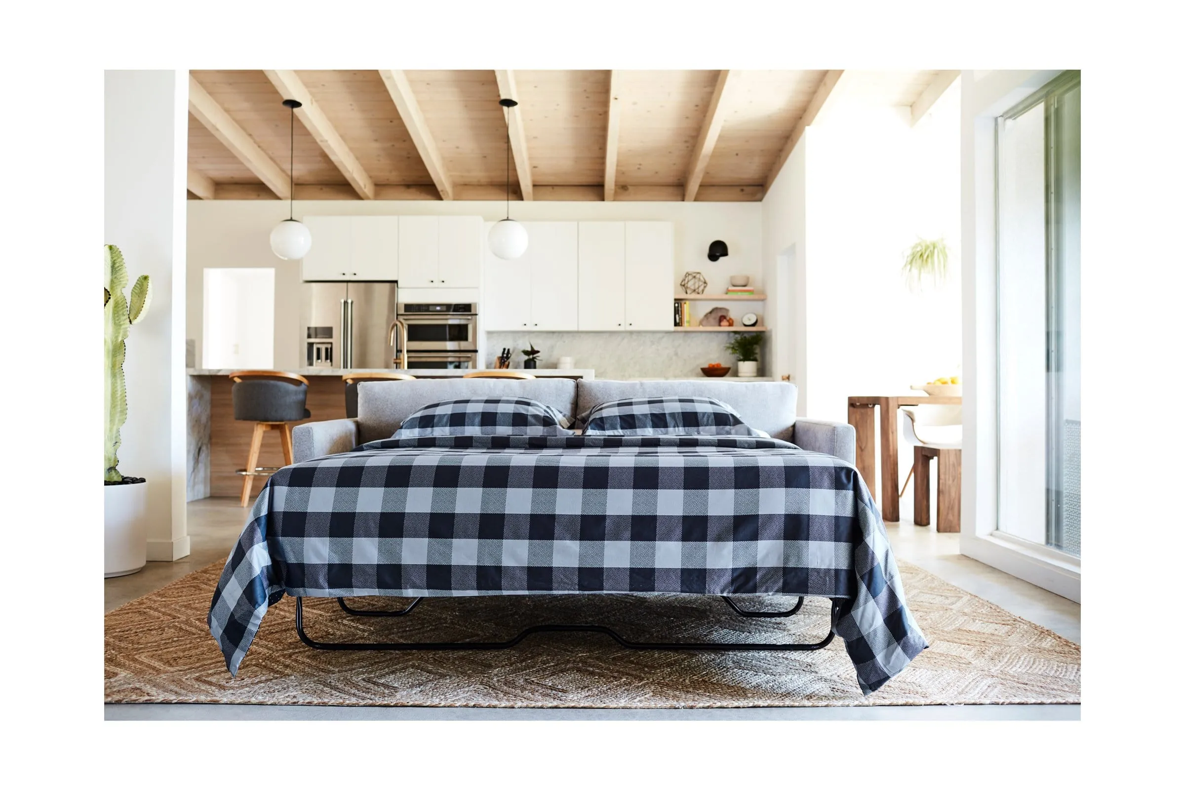 Tuxedo Queen Size Sleeper Sofa Bed :: Leg Finish: Espresso / Sleeper Option: Memory Foam Mattress