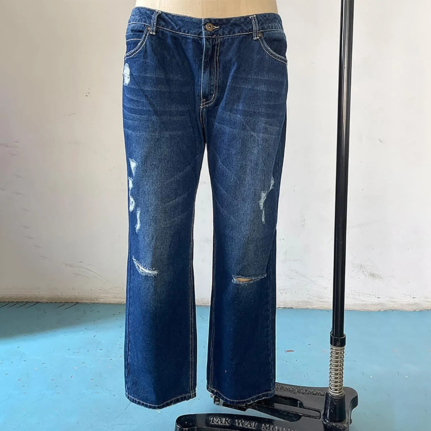 Womens Straight Leg Jeans Button Down Low Rise Ripped Jeans Plus Size Boyfriend Distressed Denim Pants with Pockets